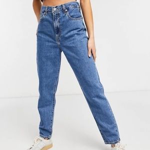 Levi’s vintage 550 mom jeans the princess Di fit.
